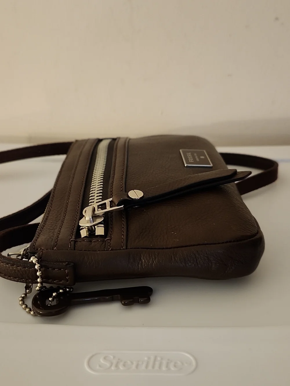 Fossil Dawson Crossbody (New) w/Free Gloria Vanderbilt Change Purse